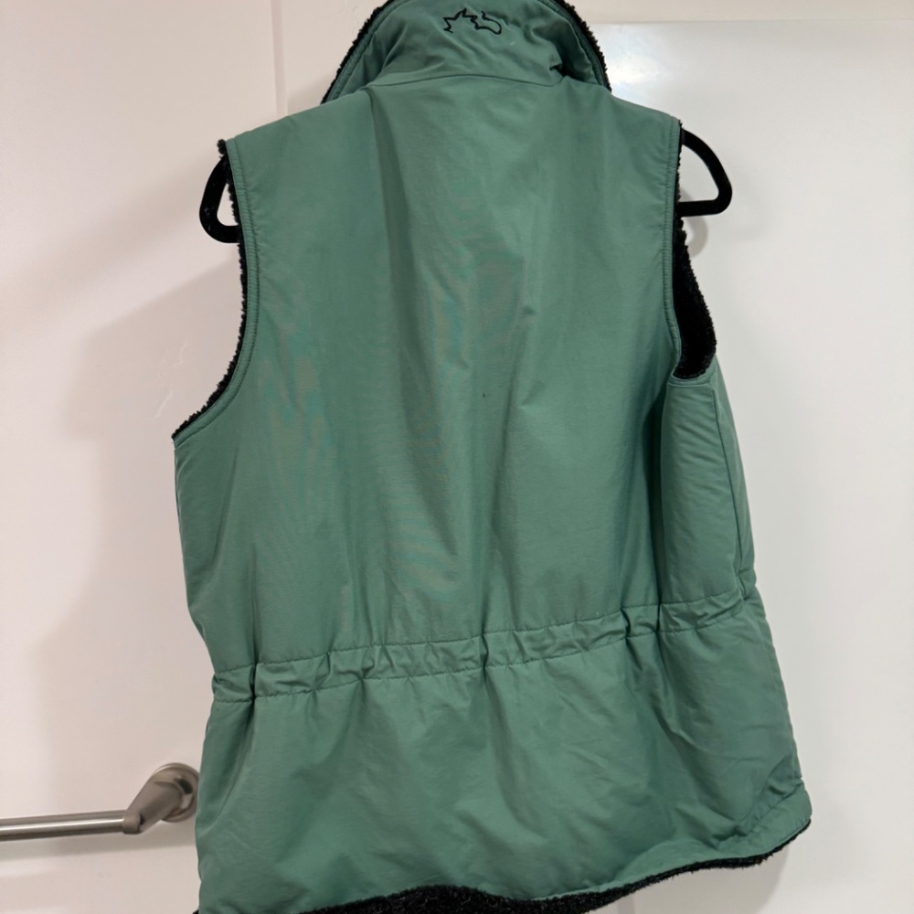 Reversible Vest - Picture 2 of 4